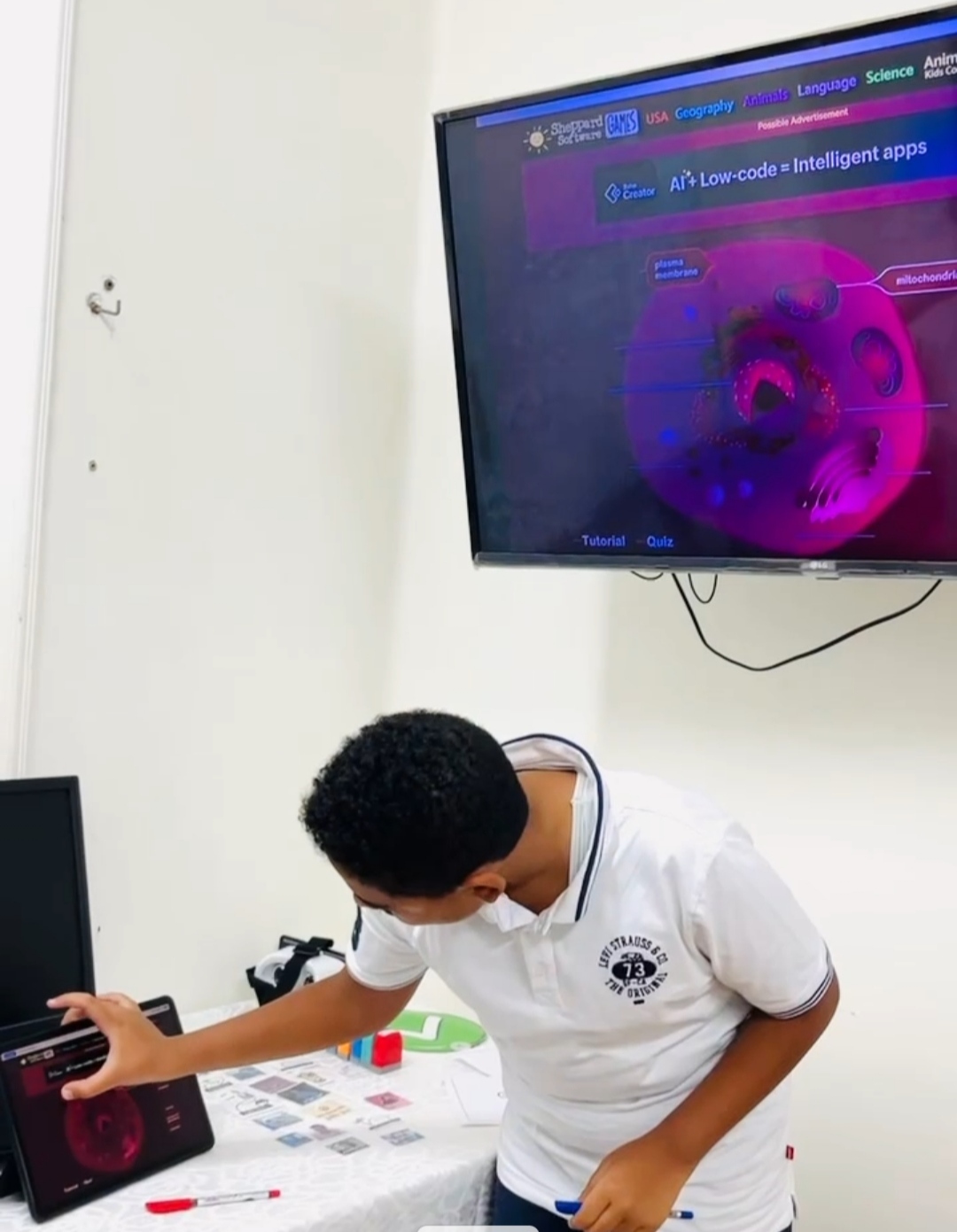 Inside Brainzy classes · shot 6